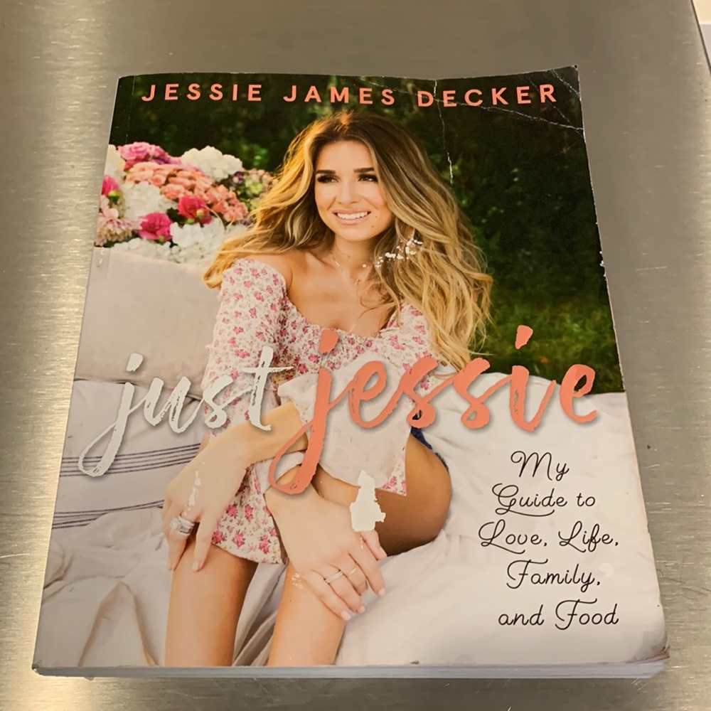 🌟 NY Times bestseller!  Just Jessie: My Guide to Love, Life, Family, and…